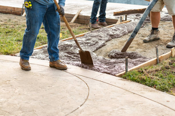 Best Concrete Walkway Installation  in Saugerties South, NY